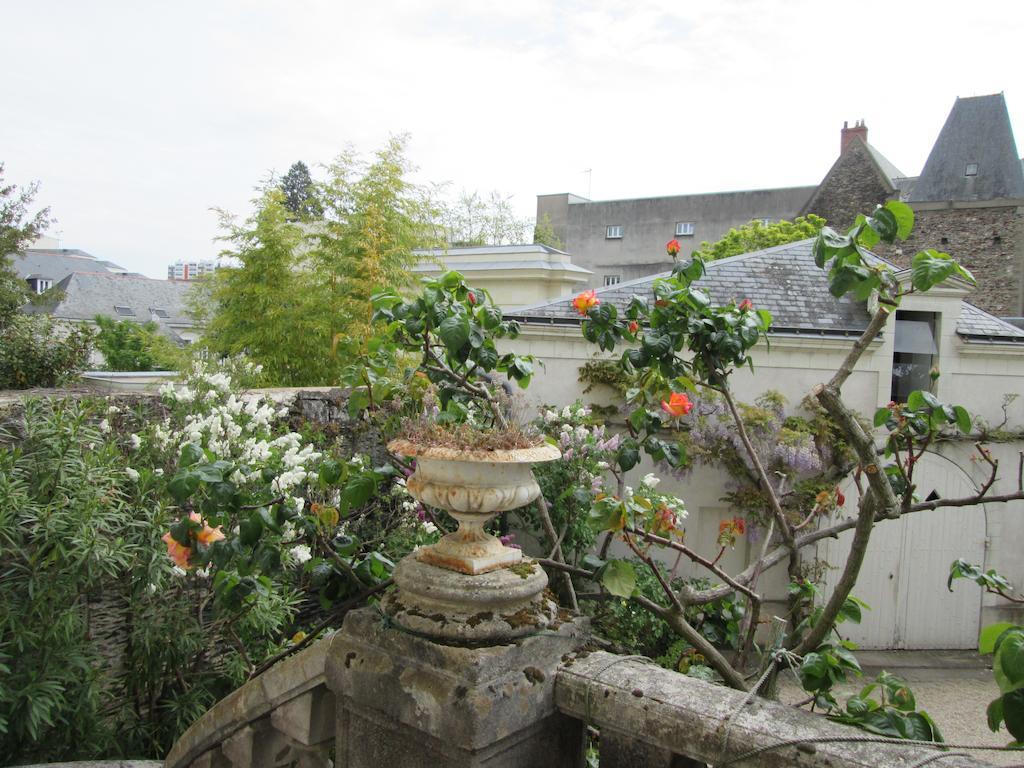 Chambre D'Hotes Marchand Angers Exterior photo