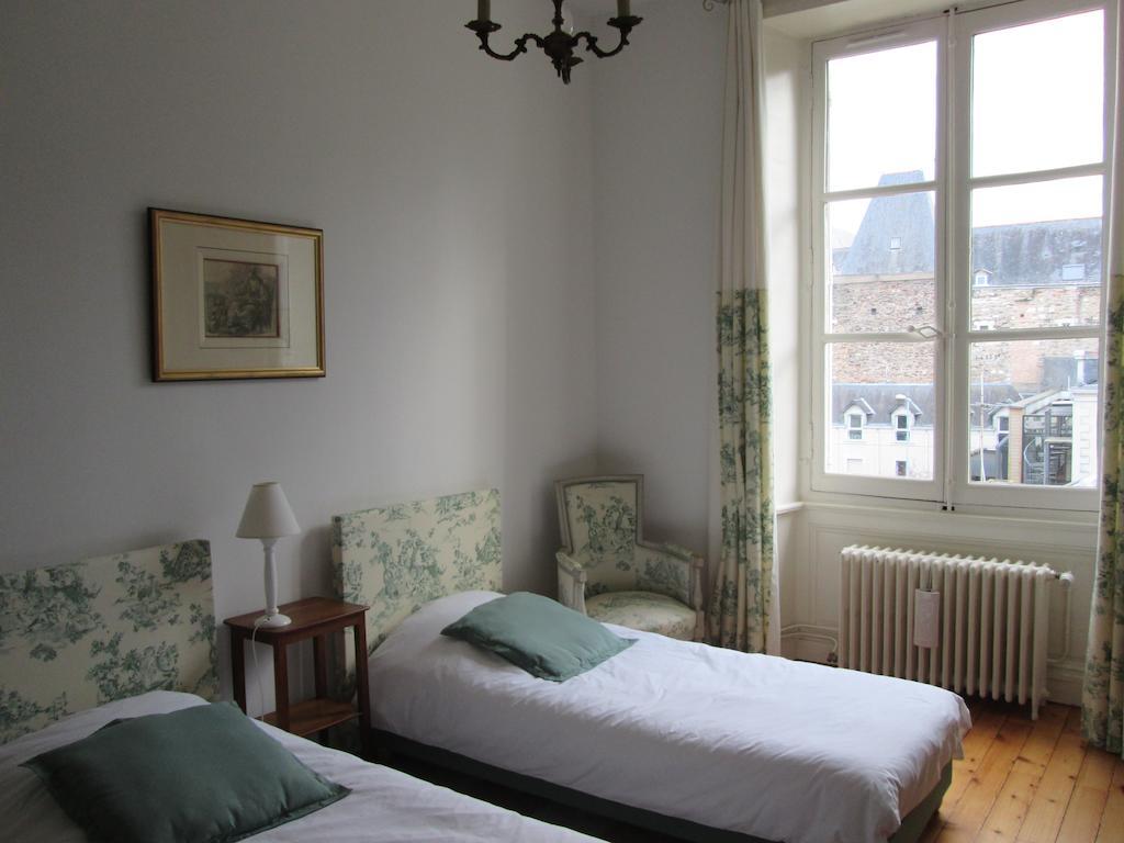 Chambre D'Hotes Marchand Angers Exterior photo